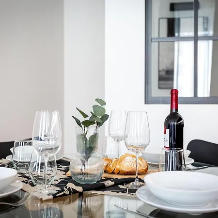 The Rent - Modern One Bedroom In San Babila Milaan