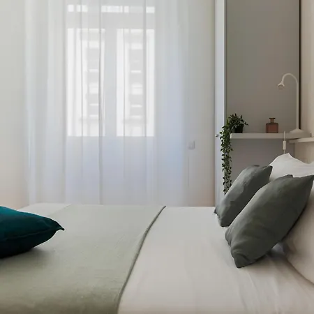 Apartment The Rent - Modern One Bedroom In San Babila Mailand
