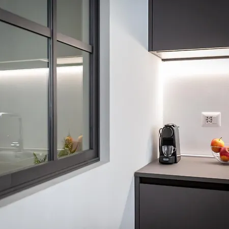 The Rent - Modern One Bedroom In San Babila Apartment Mailand